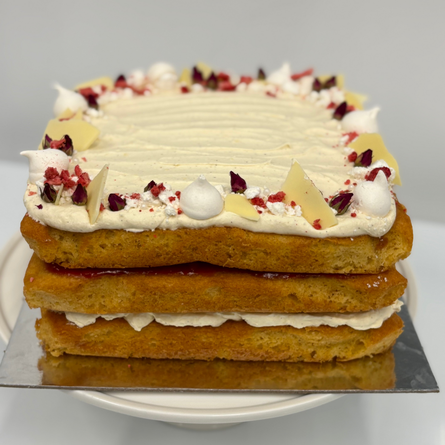Vanilla Sponge Layer Cake