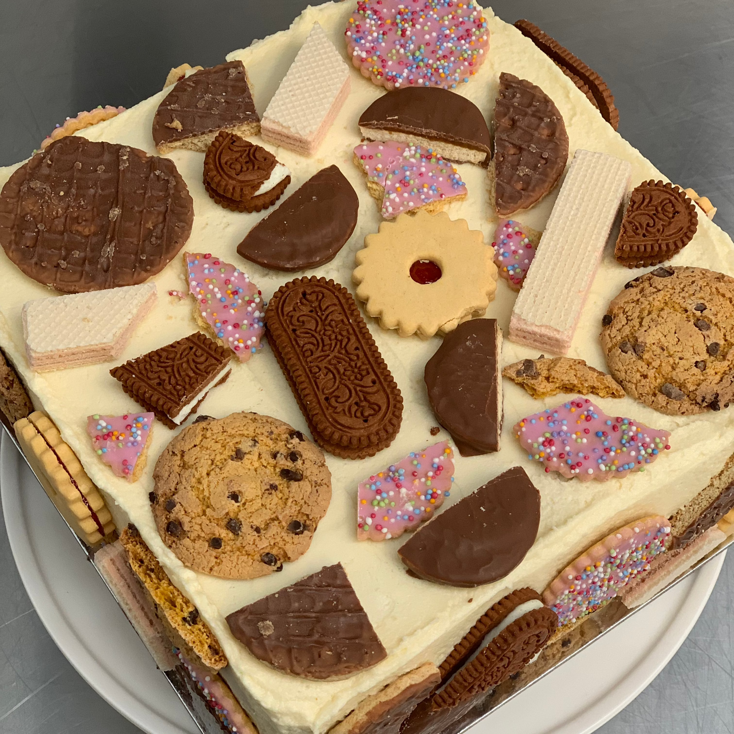 New Zealand Biscuit Sampler Box Whole Cake