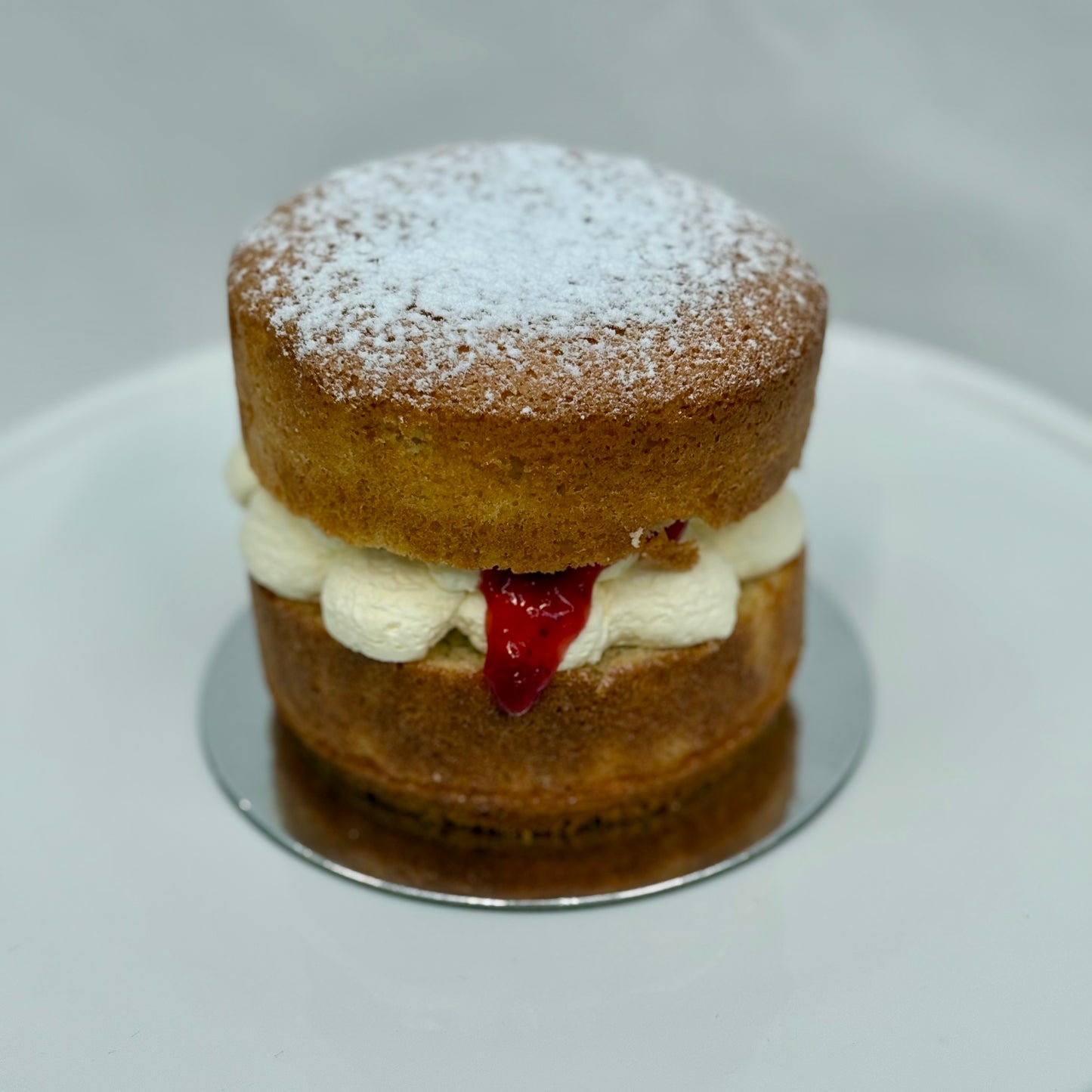Victoria Sponge Cake with Jam and Cream